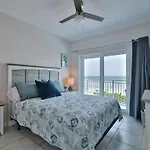Oceanfront Coconut Palms Condo! 1-1 With Stunning Views
