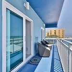 Oceanfront Coconut Palms Condo! 1-1 With Stunning Views