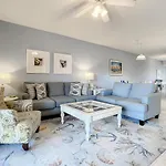 Lovely Beachside Condo ~ Ow7-302