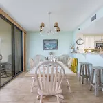 Oceanfront Corner Unit At Chadham-By-The-Sea Car Free Beach Ch210