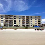 Direct Oceanfront Beach Retreat With 2 Complex Pools!