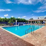 Coastal Bliss: Oceanwalk 9-301 With Sunset Views Resort Amenities