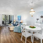 Ocean View Balcony Just Steps To The Beach With Pool, Parking And Wi-Fi!