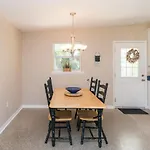 North Beach Beauty - Lovely Home Across The Street From The Beach. 1814B