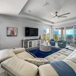 Sunrise Hideaway - Ocean View Luxury Pool Home - 350 Feet To The Beach