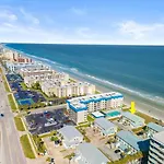 Renovated Townhouse W Stunning Views Of The Ocean