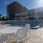 Renovated Townhouse W Stunning Views Of The Ocean