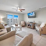 Top Floor Ocean And Pool Views Located On No-Drive Beach With 2 Complex Pools