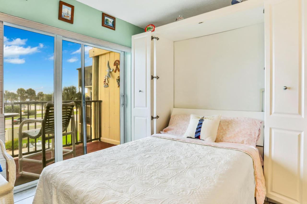 Mariners Cove 302 Hotel