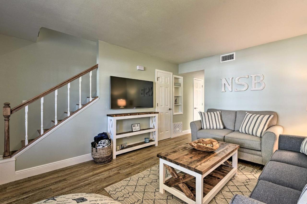 Apartment Beachside Getaway With Private Fenced Yard & Fire Pit Steps From Flagler Avenue! New Smyrna Beach