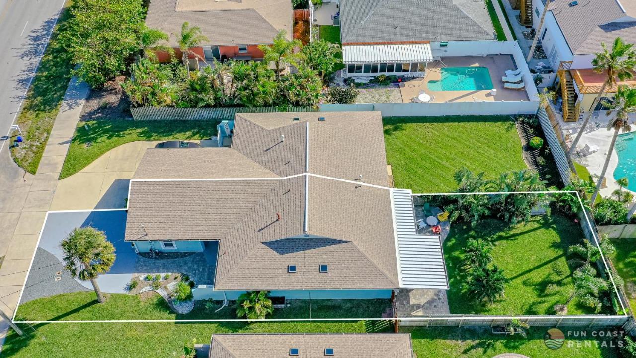 Dog Friendly Wprivate Fenced Yard, Garage & Fire Pit Steps To The Beach!