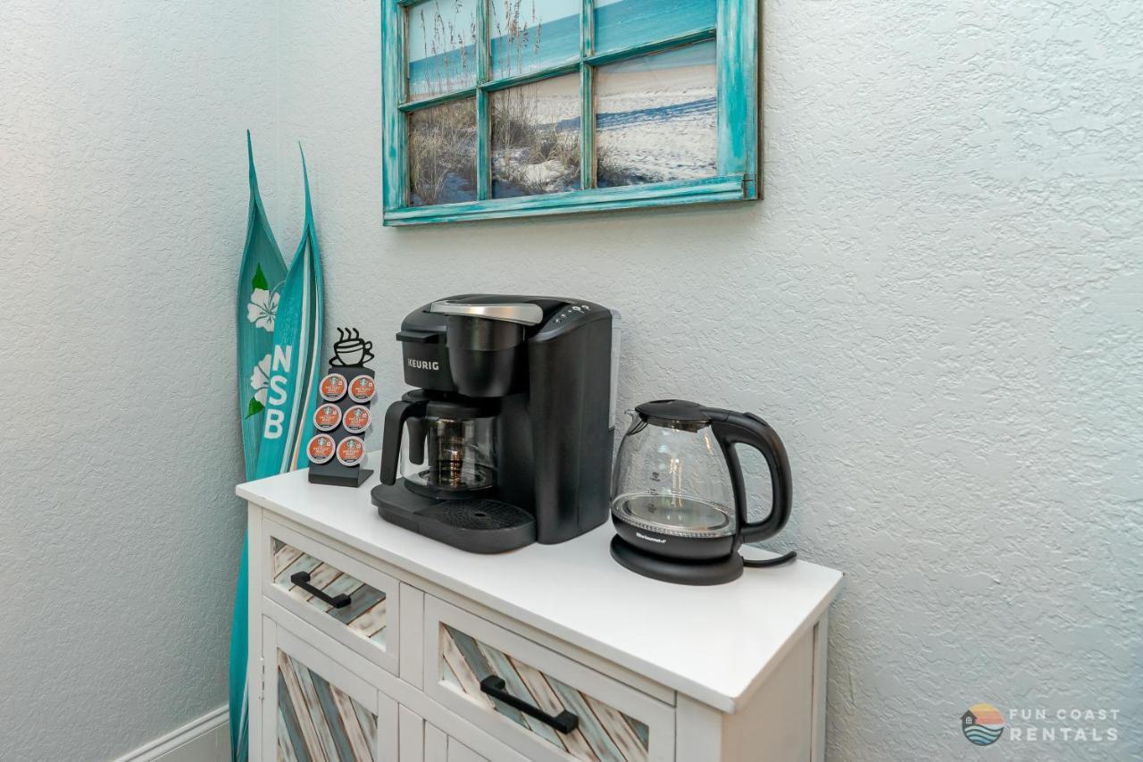 Holiday home Dog Friendly Wprivate Fenced Yard, Garage & Fire Pit Steps To The Beach!