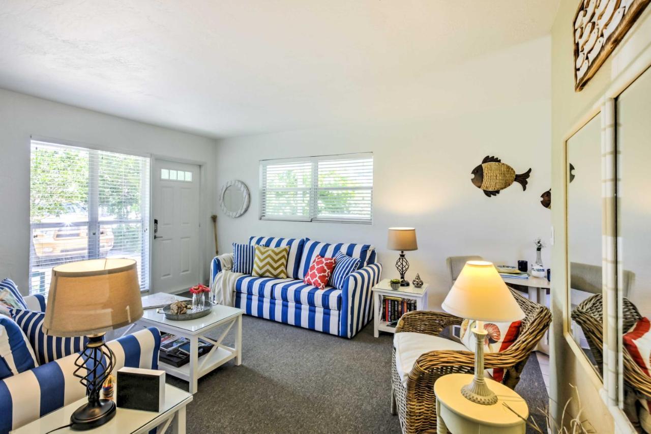 Holiday home New Smyrna Abode With Fire Pit, Walk To Beach! New Smyrna Beach