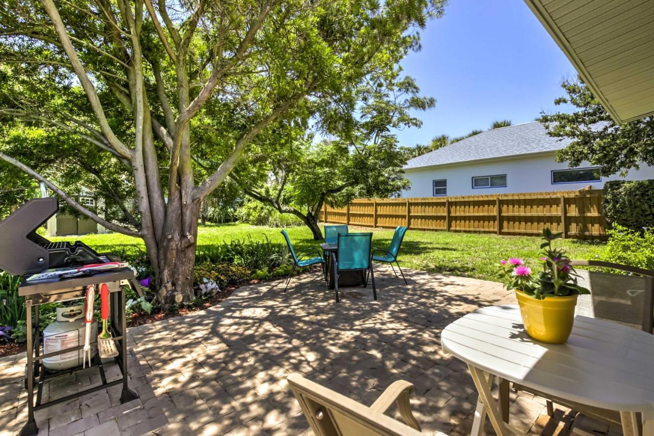New Smyrna Abode With Fire Pit, Walk To Beach! * New Smyrna Beach