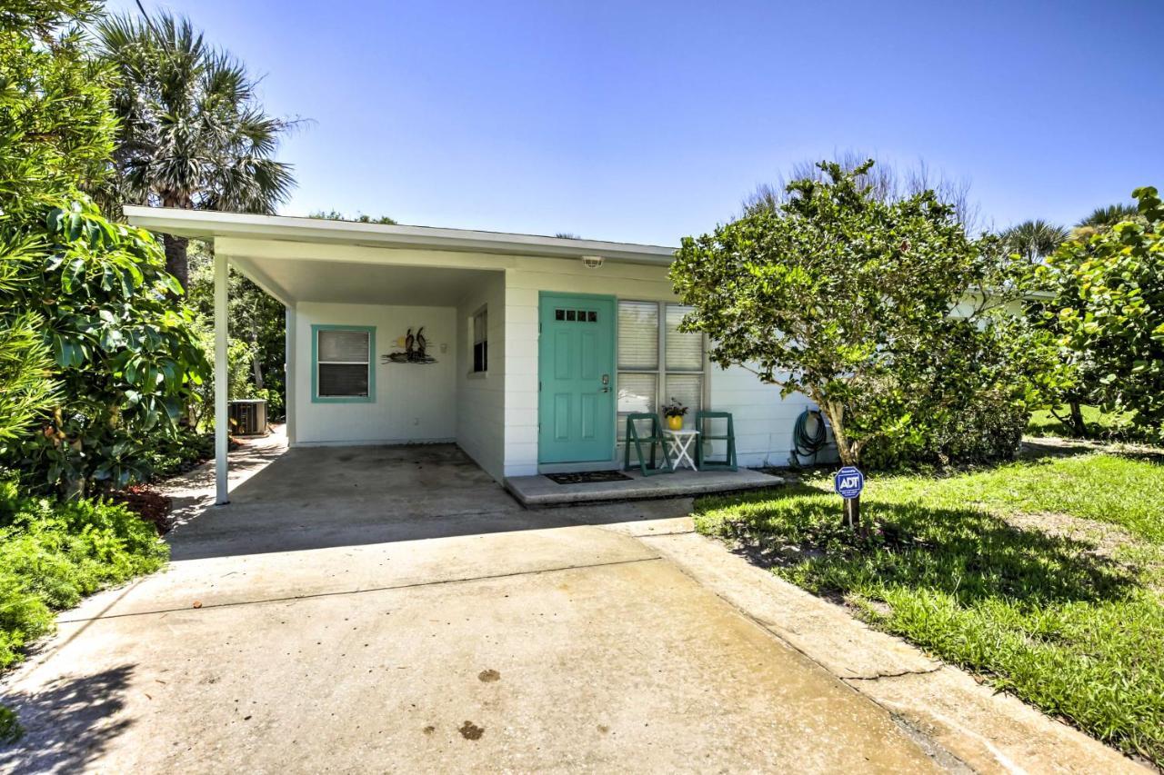 Holiday home New Smyrna Abode With Fire Pit, Walk To Beach! New Smyrna Beach