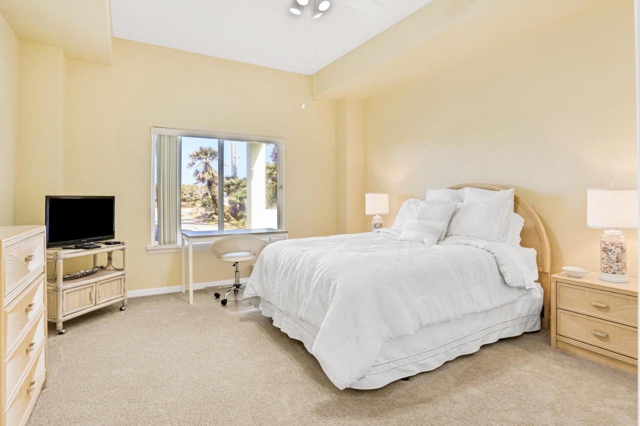 Oceanfront Holiday home New Smyrna Beach