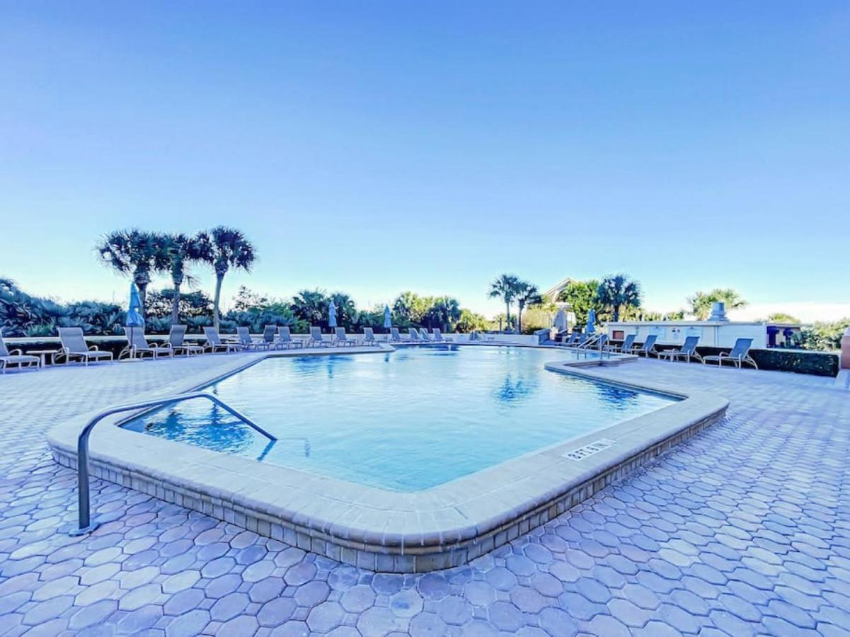 New Smyrna Luxury Beachfront Apartment *