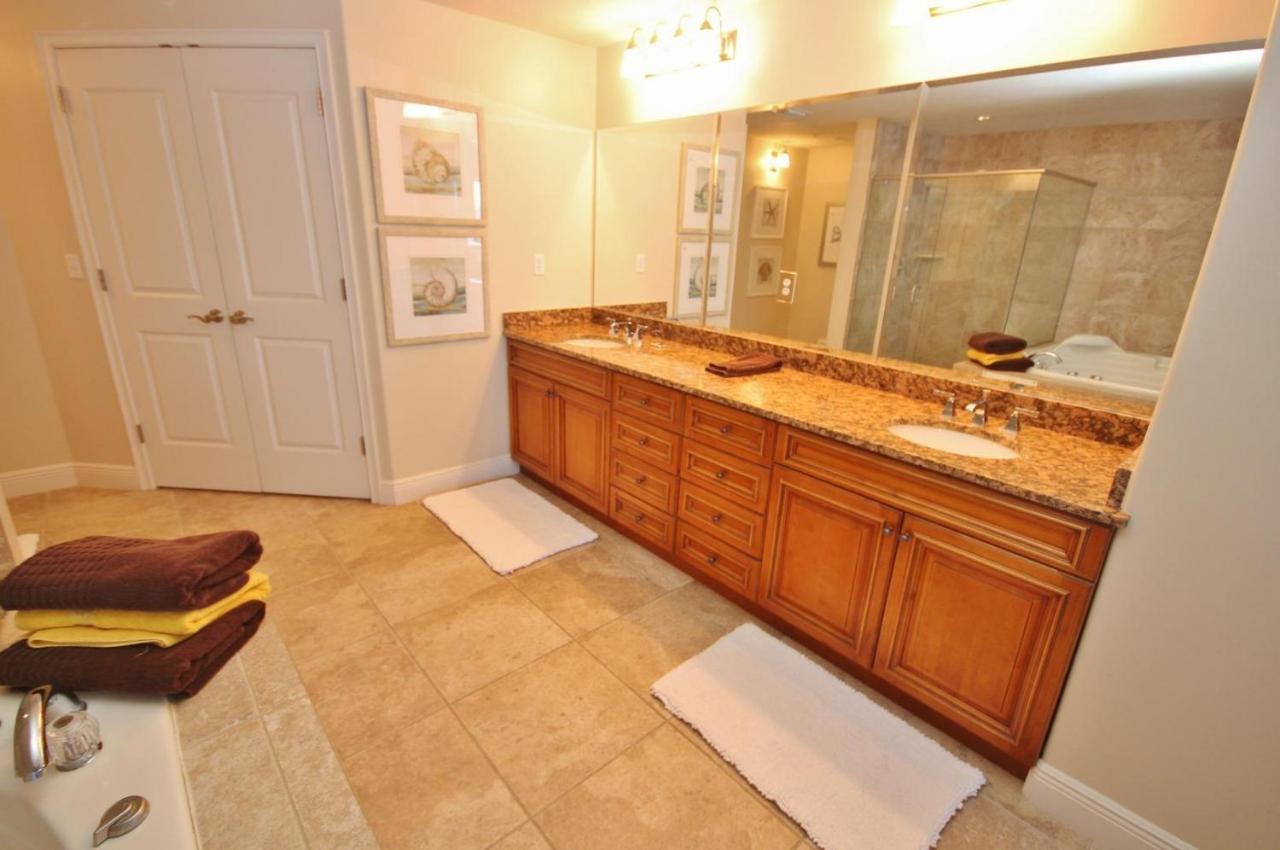 The Wave 801 Holiday home
