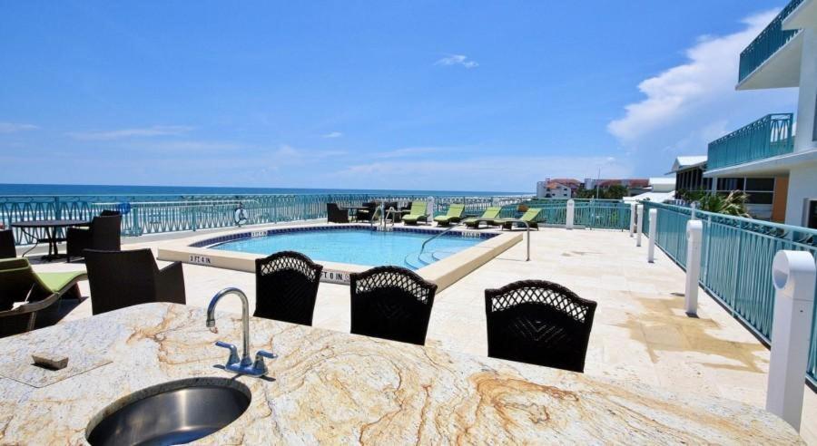 The Wave 801 Holiday home