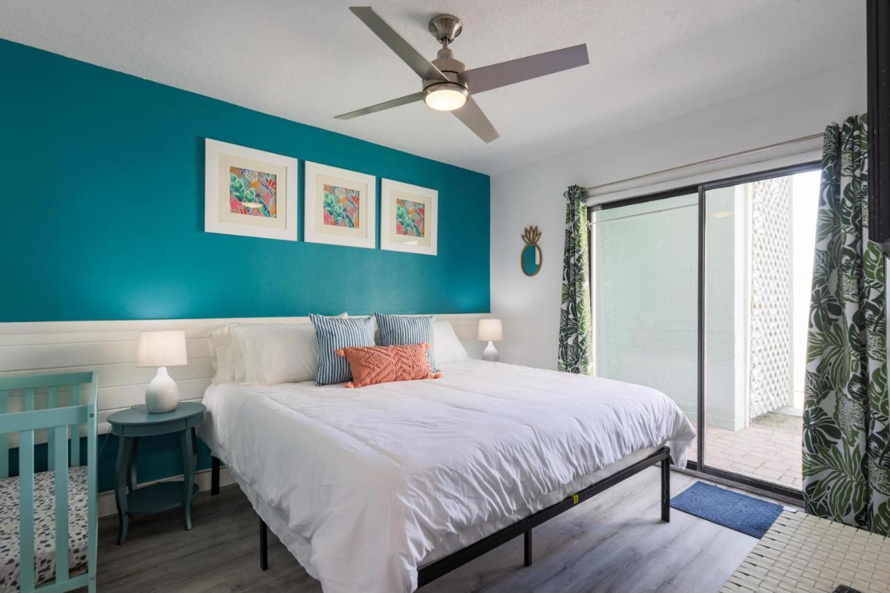 The Pineapple Pad At Coastal Waters - 104 *