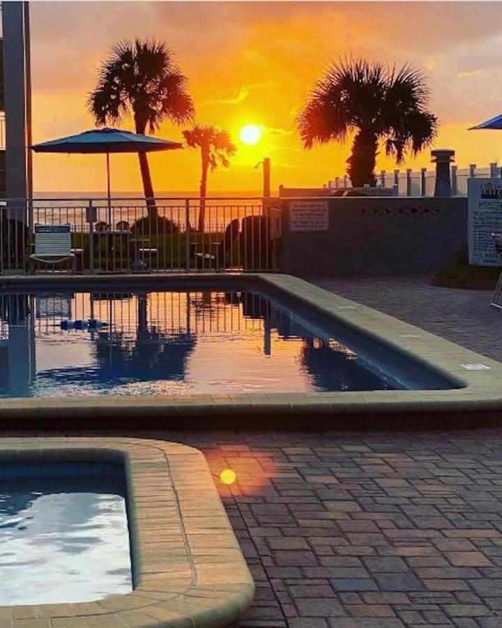 The Pineapple Pad At Coastal Waters - 104 New Smyrna Beach