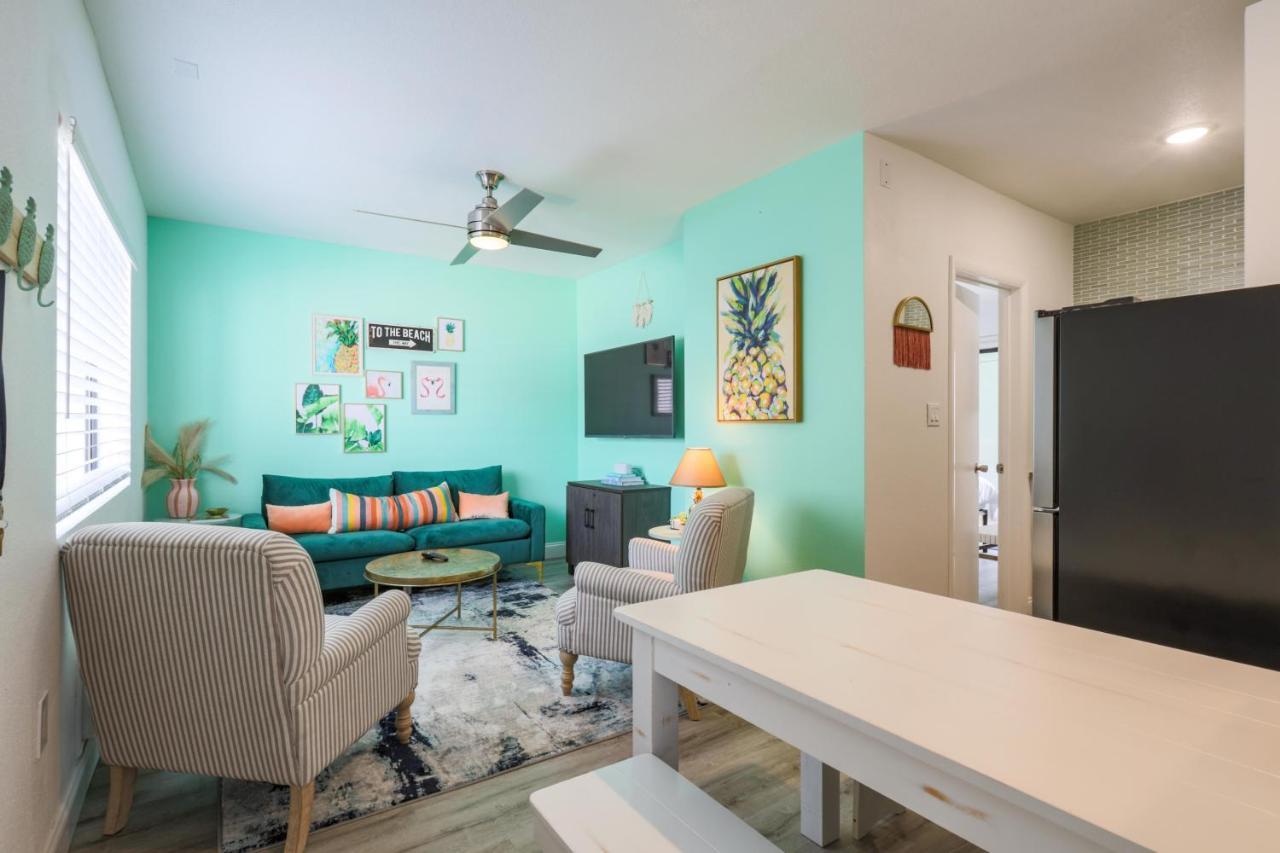 Apartment The Pineapple Pad At Coastal Waters - 104 *