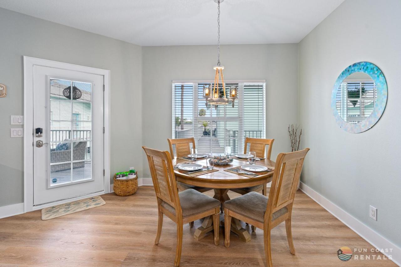 Flagler Avenue Beachside Retreat * New Smyrna Beach