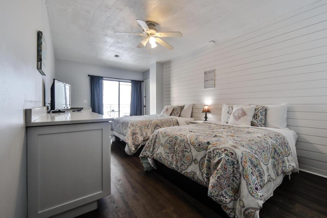Coastal Life 206 - A 2nd Floor With 2 Single Beds Resort