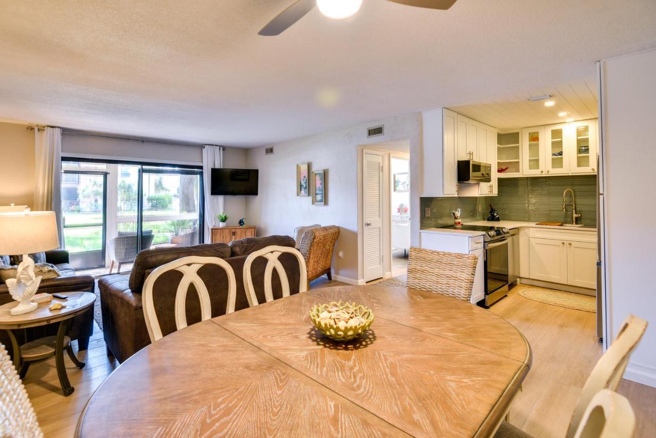 New Smyrna Beach Condo Pool Access, Walk To Beach * New Smyrna Beach