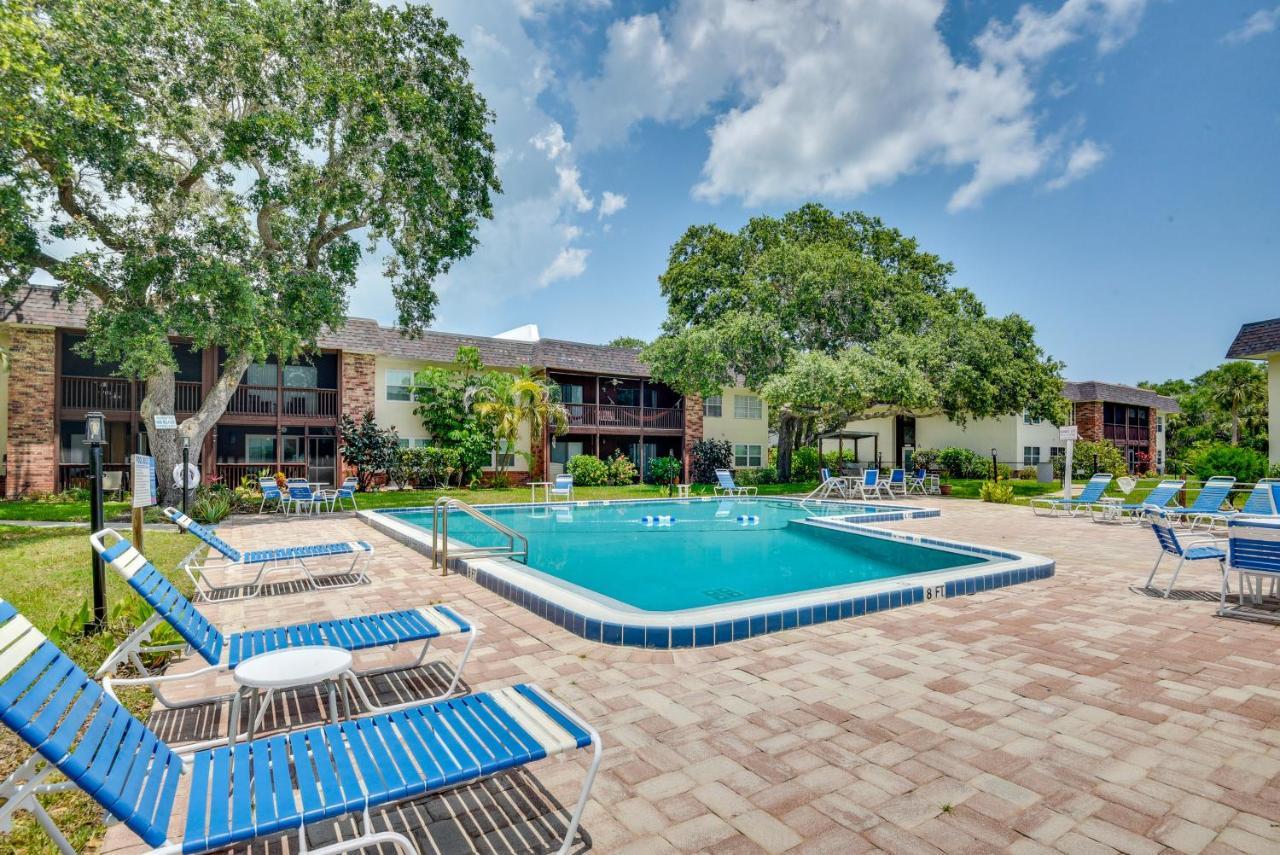 New Smyrna Beach Condo Pool Access, Walk To Beach * New Smyrna Beach