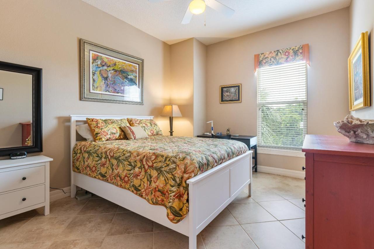 Luxury Cearra Del Ray Townhome Seconds To 2-car Garage *