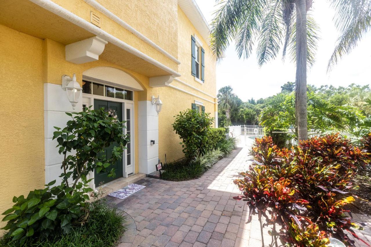 Luxury Cearra Del Ray Townhome Seconds To 2-car Garage New Smyrna Beach