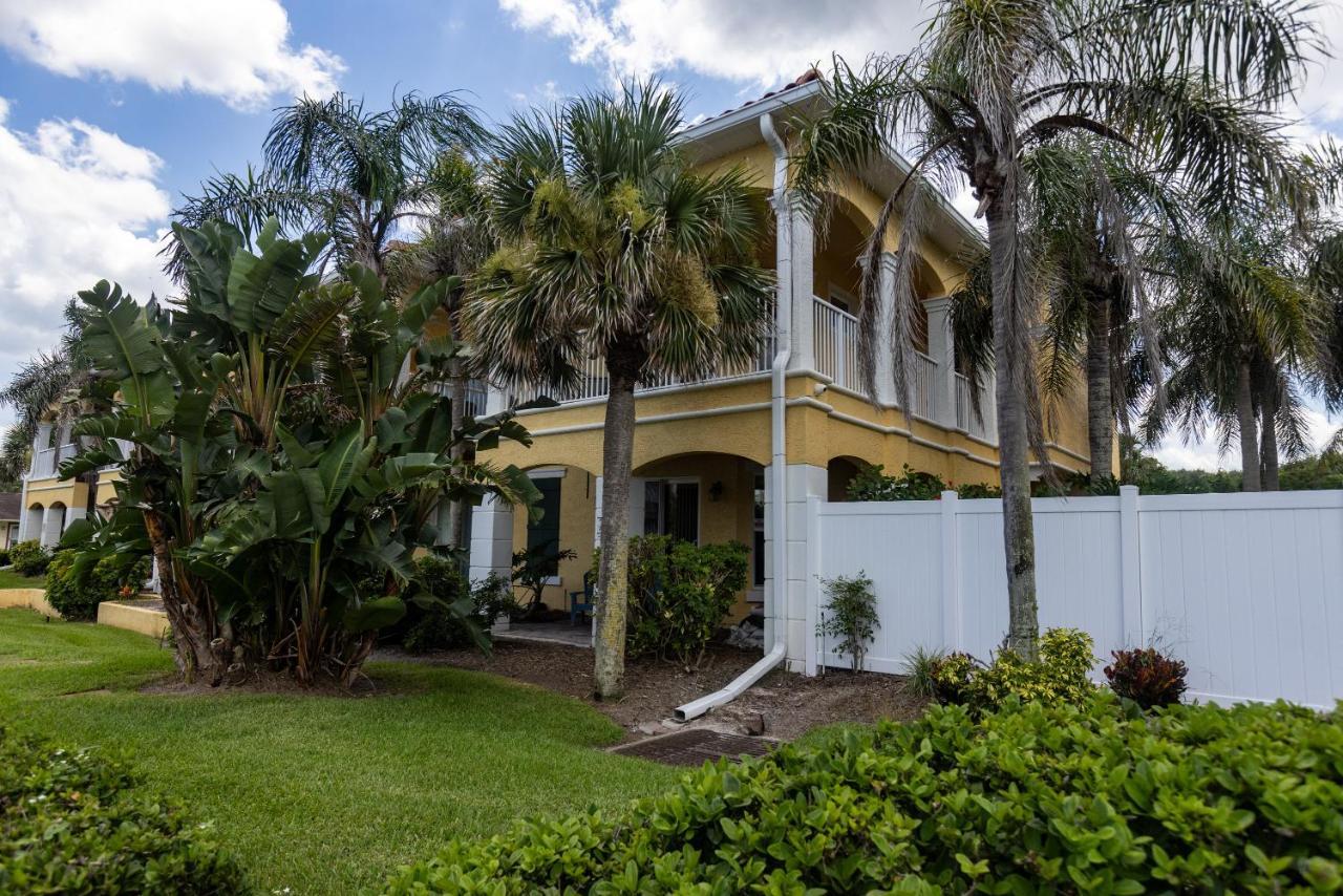 Villa Luxury Cearra Del Ray Townhome Seconds To 2-car Garage New Smyrna Beach