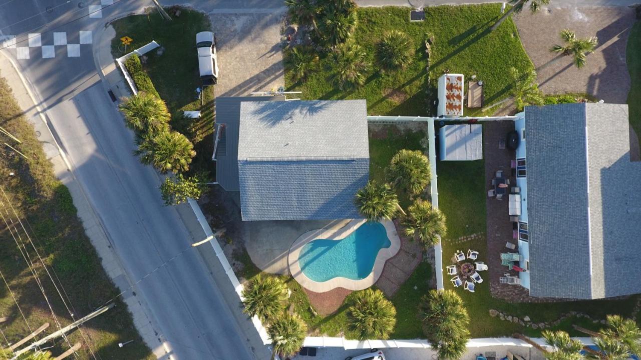 One Piece ~ Duplex With Pool ~ 2 Minutes From Flagler Avenue * New Smyrna Beach