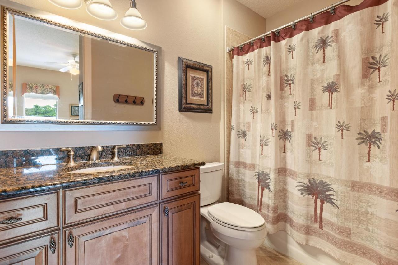 Luxury Cearra Del Ray Townhome Seconds To 2-car Garage