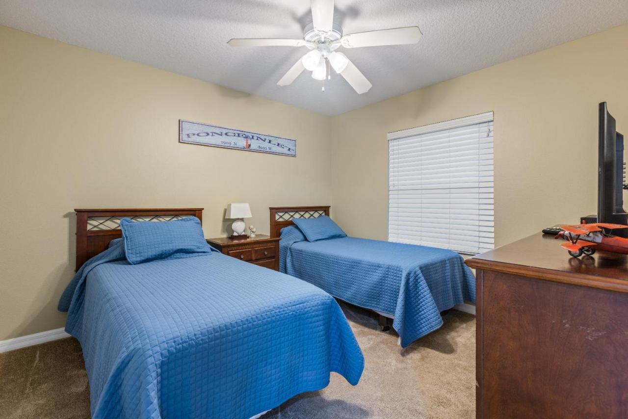 Estuary Views Close To Pool Amenities Walk To 9-505 Holiday home *