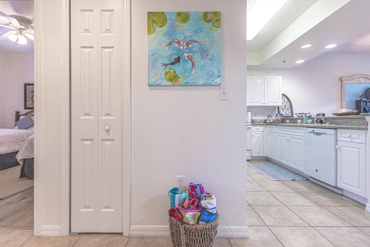 Relax Near The Pond In Gorgeous 32 Interior Condo. Ow15-504