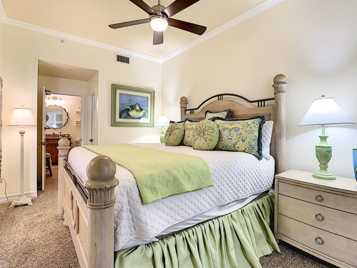 Luxury Beachfront Malibu On 7th Floor ~ Close To Shopping Dining ~ Malibu 703 Apartment New Smyrna Beach