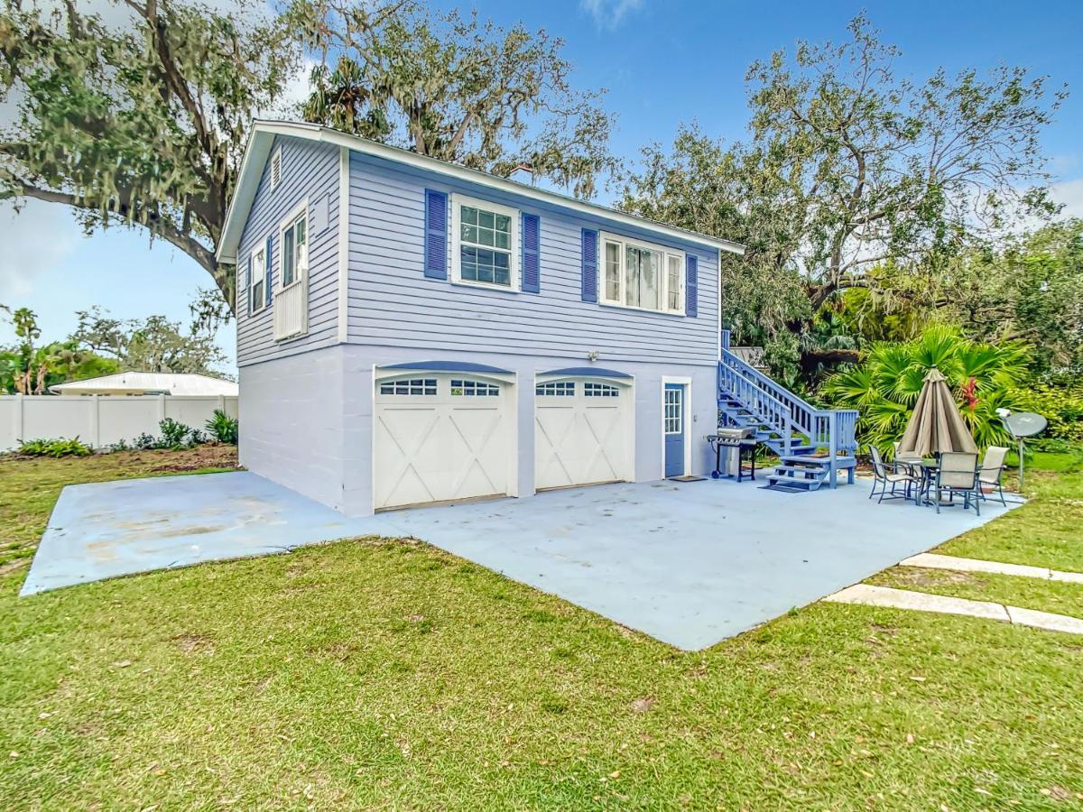 Charming Carriage House Near Historic Canal Street Minutes To The Holiday home