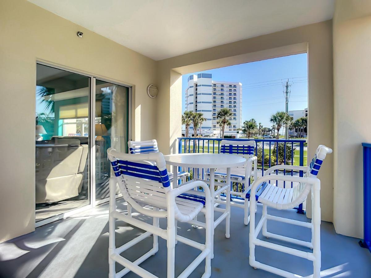 Apartment Gorgeous Oceanwalk On The Corner With Superb Views Of The Ocean. Ow1-201