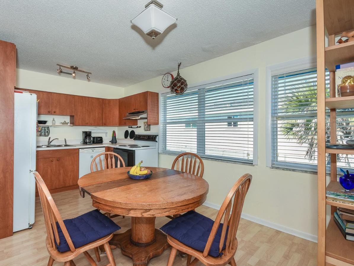 Holiday home The Artist House- Beachfront - 6298s New Smyrna Beach