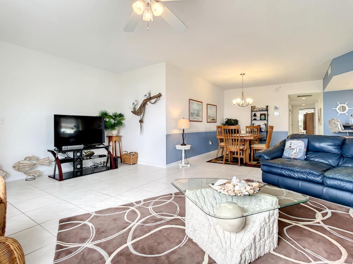 Beautiful 3 Bedroom 2 Bath With Breath Taking Views Of The Ocean. Ow1-407 Apartment