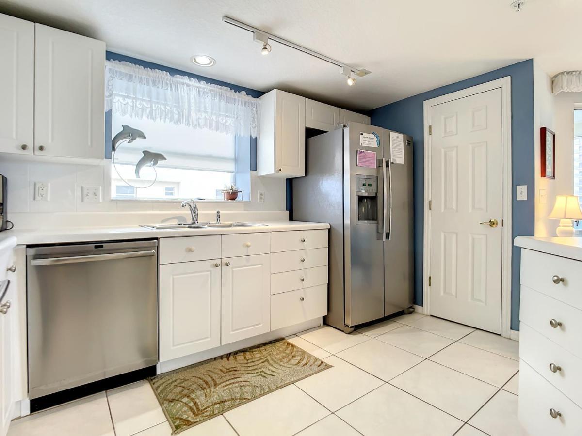 Beautiful 3 Bedroom 2 Bath With Breath Taking Views Of The Ocean. Ow1-407 Apartment