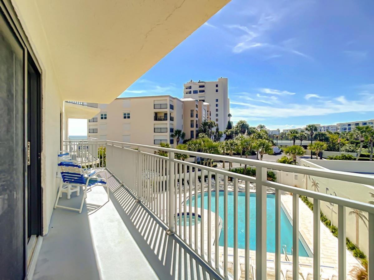 Beachfront Seascape Towers 226 ~ 1 Ocean View Balcony 2 Overlooking Pool Apartment *