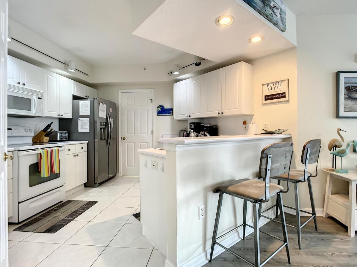 Take In These Beautiful Views Of The Ocean In Gorgeous 22 Condo. Ow1-302 *
