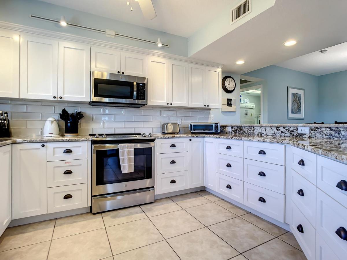 Apartment Stunning 32 Corner Unit On The Atlantic. Ow10-401