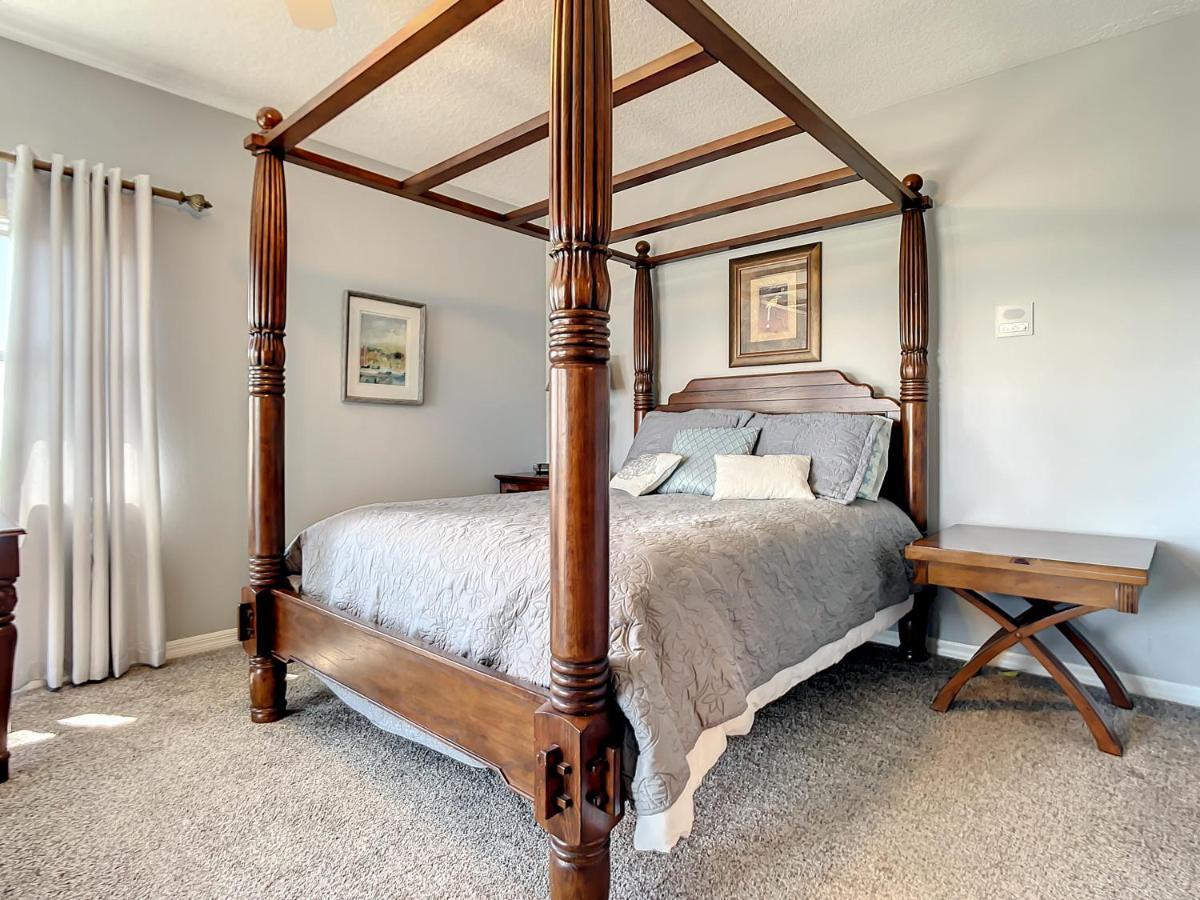 Stunning 32 Corner Unit On The Atlantic. Ow10-401 *