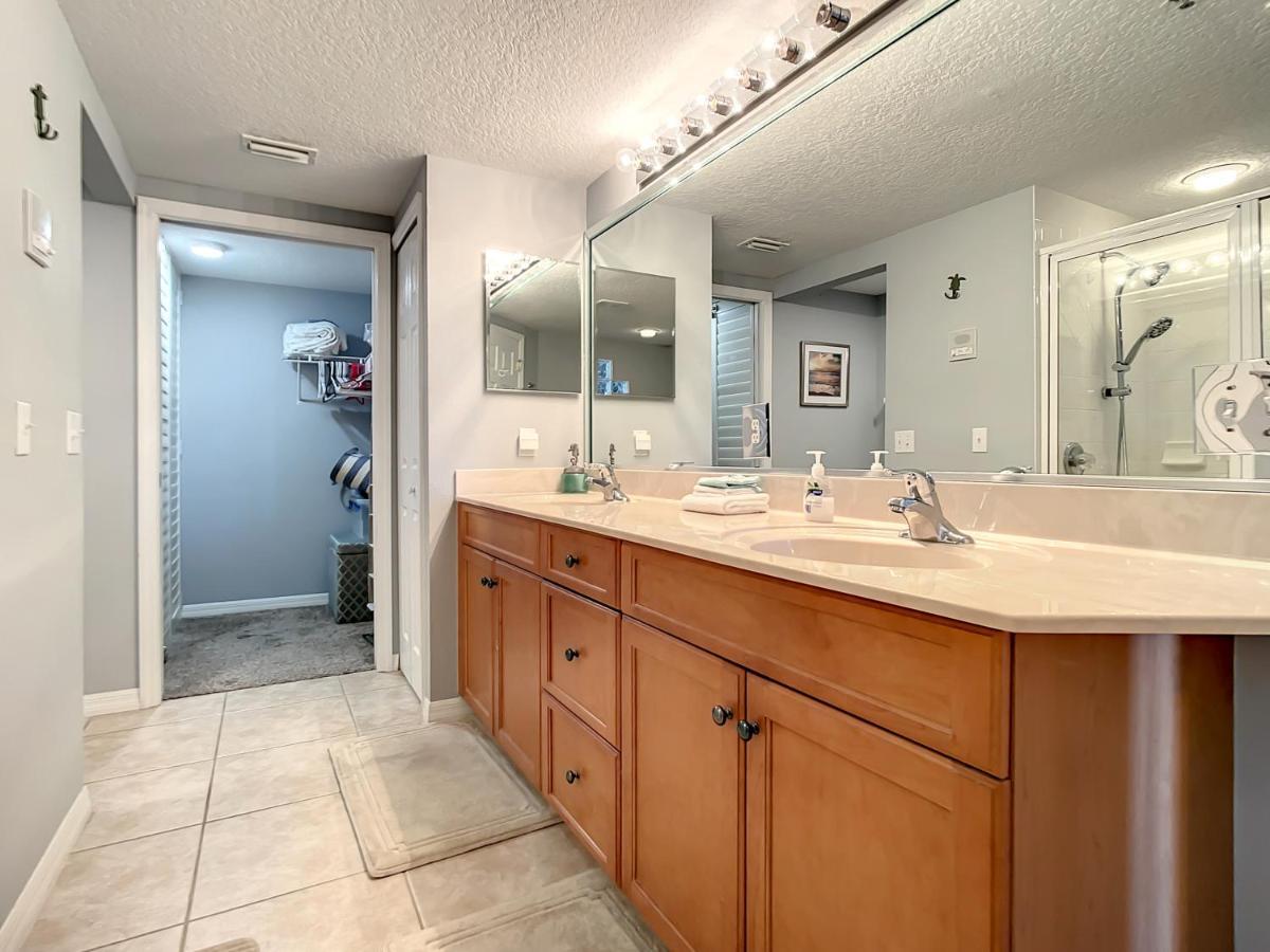 Apartment Stunning 32 Corner Unit On The Atlantic. Ow10-401 New Smyrna Beach