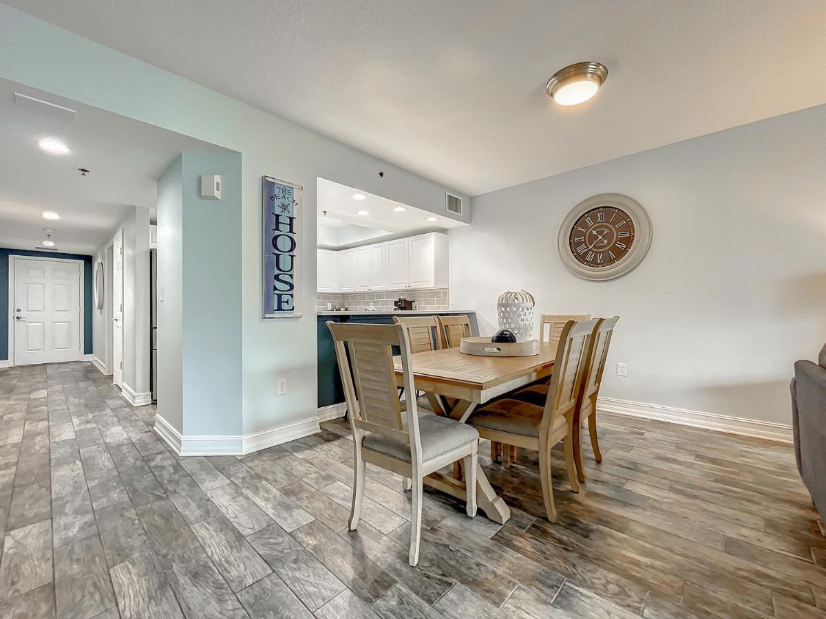 Apartment Delightful Modern Coastal Themed 32 In Oceanwalk. ~ow3-303