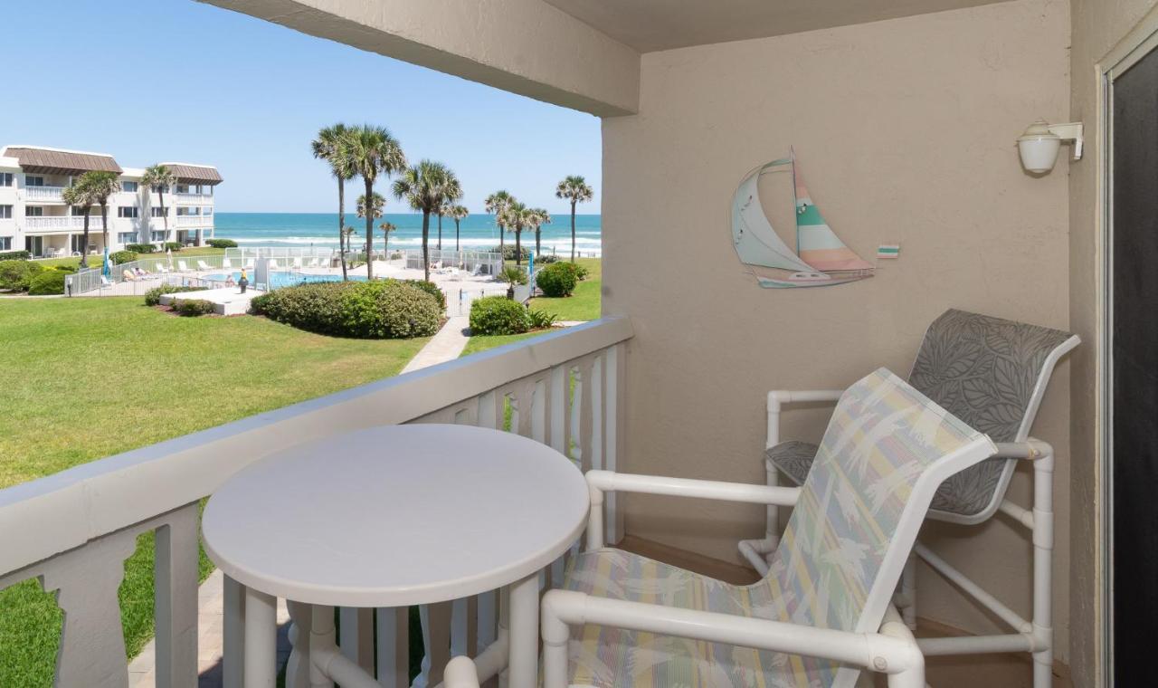 Apartment Ocean View Overlooks The Pool Ocean ~ Chateau By The Sea - 23b New Smyrna Beach